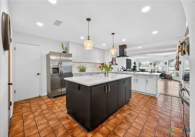 Photo 2 of Single family home for sale at 201 S Contour Dr, Gonzales, TX 78629 | MLS# 607624 | Listing updated on 2026-09-15