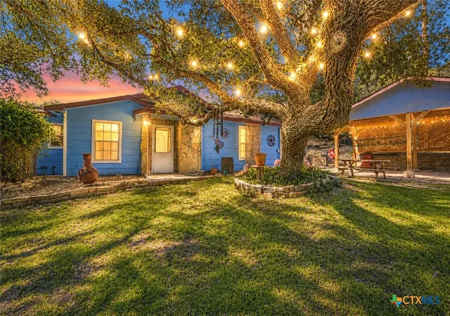 Photo 1 of Single family home for sale at 1069 Trl Pass Dr, Canyon Lake, TX 78133 | MLS# 607589 | Listing updated on 2026-08-28