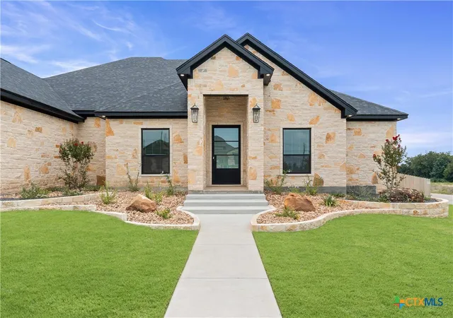 Photo 2 of Single family home for sale at 302 Rodeo Rd, Salado, TX 76571 | MLS# 606180 | Listing updated on 2026-09-16