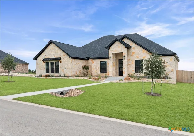 Photo 3 of Single family home for sale at 302 Rodeo Rd, Salado, TX 76571 | MLS# 606180 | Listing updated on 2026-09-16