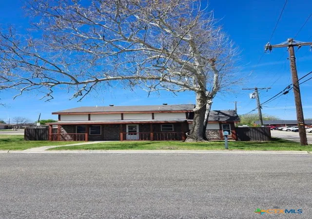 Photo 3 of Single family home for sale at 303 N 7th Street, Copperas Cove, TX 76522 | MLS# 607840 | Listing updated on 2026-09-14