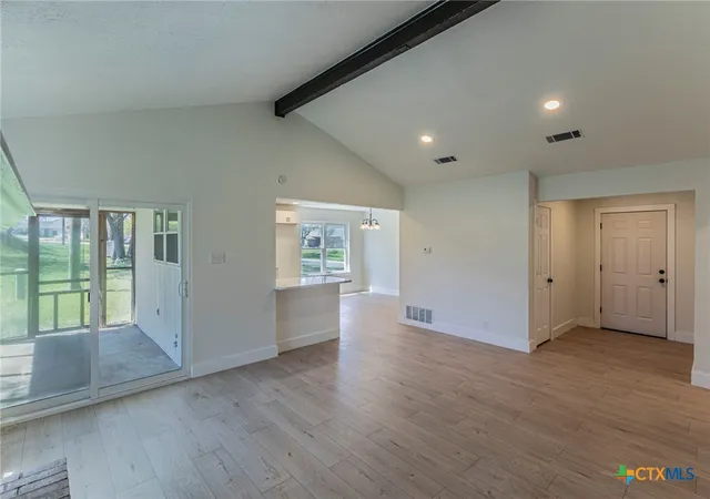 Photo 3 of Single family home for sale at 3019 Summit Dr, Belton, TX 76513 | MLS# 607967 | Listing updated on 2026-09-05