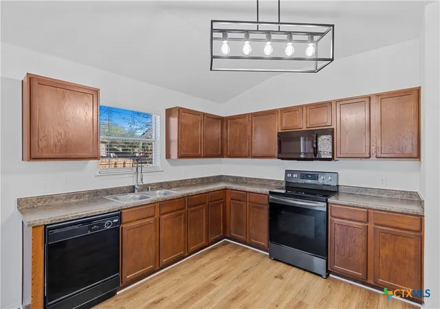 Photo 2 of Single family home for sale at 1310 Grande Mesa Dr, Georgetown, TX 78626 | MLS# 608027 | Listing updated on 2026-08-28