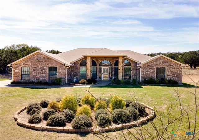 Photo 3 of Single family home for sale at 1467 Cr 4820, Kempner, TX 76539 | MLS# 606206 | Listing updated on 2026-08-22