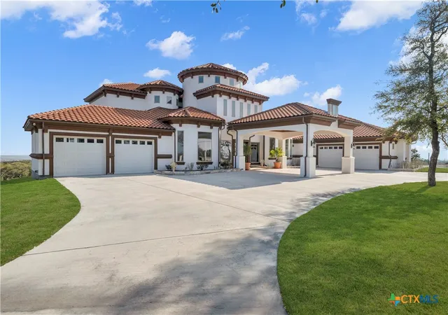 Photo 3 of Single family home for sale at 205 County Rd 2727, Mico, TX 78056 | MLS# 608171 | Listing updated on 2026-08-27
