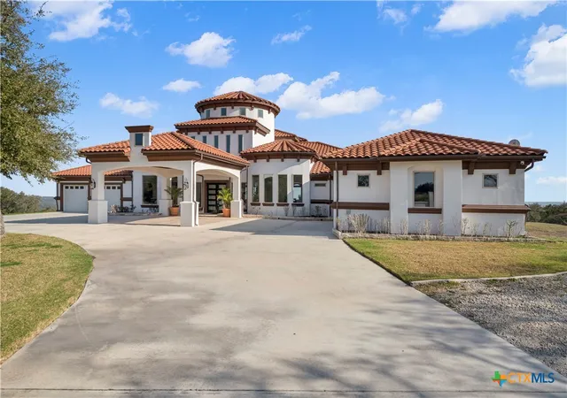 Photo 4 of Single family home for sale at 205 County Rd 2727, Mico, TX 78056 | MLS# 608171 | Listing updated on 2026-08-27