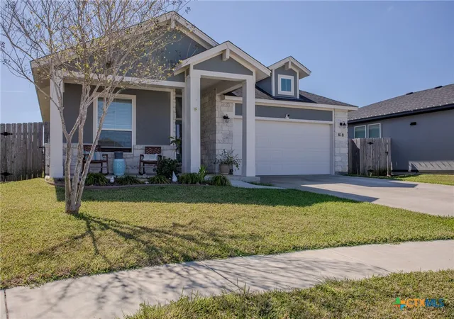 Photo 2 of Single family home for sale at 418 Brushy Crk, Victoria, TX 77904 | MLS# 608109 | Listing updated on 2026-08-20