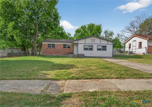 Photo 3 of Single family home for sale at 2101 Urbantke Ln, Copperas Cove, TX 76522 | MLS# 608384 | Listing updated on 2026-09-10