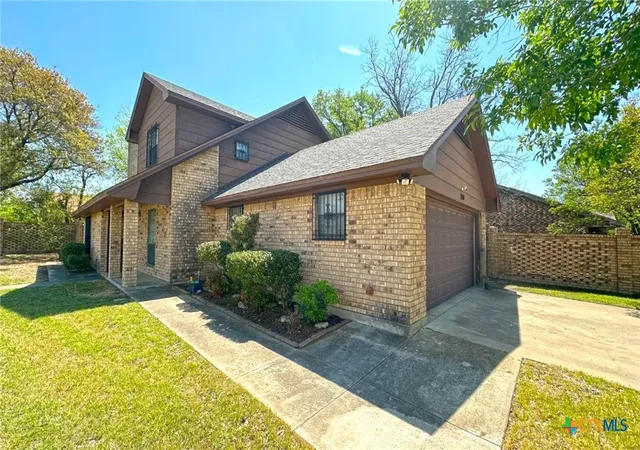 Photo 3 of Single family home for sale at 1500 Halbert St, Killeen, TX 76541 | MLS# 608217 | Listing updated on 2026-09-08