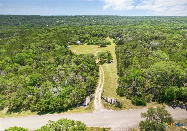 Photo 3 of House for sale at 700 Oak Grv Rd, San Marcos, TX 78666 | MLS# 608570 | Listing updated on 2026-09-04