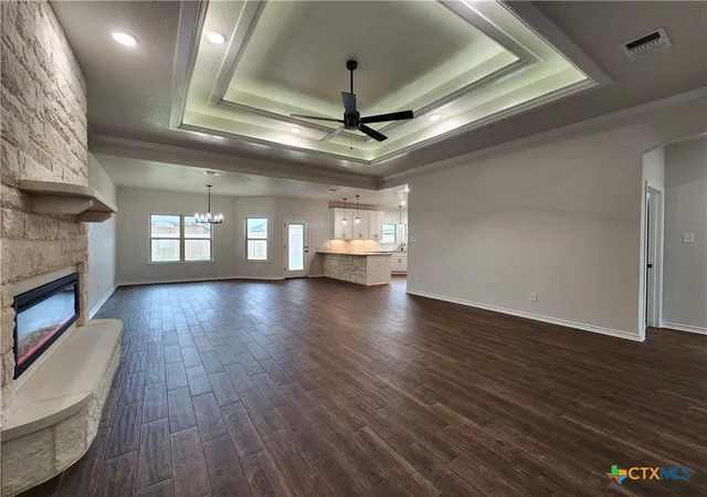 Photo 3 of Single family home for sale at 718 Golden Eagle Dr, Salado, TX 76571 | MLS# 608712 | Listing updated on 2026-09-15