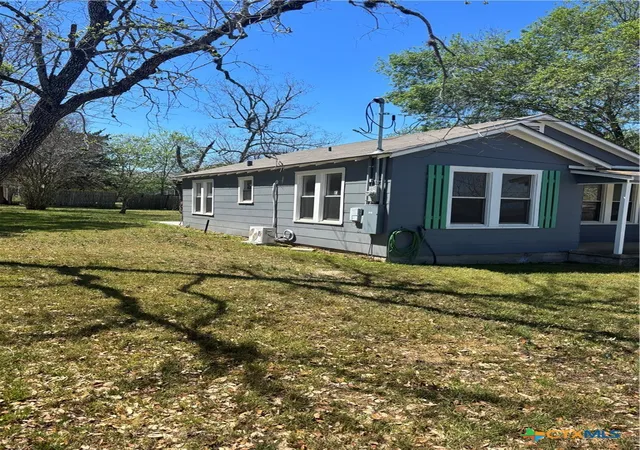 Photo 2 of Sale Pending at 308 Poth St, Yoakum, TX 77995 | MLS# 608826 | Listing updated on 2026-08-19