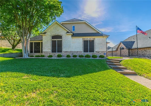 Photo 1 of Single family home for sale at 1305 Daisy Ln, Temple, TX 76502 | MLS# 608855 | Listing updated on 2026-10-02