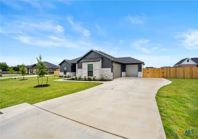 Photo 1 of Single family home for sale at 7712 Soapstone Ct, Moody, TX 76557 | MLS# 608866 | Listing updated on 2026-09-10