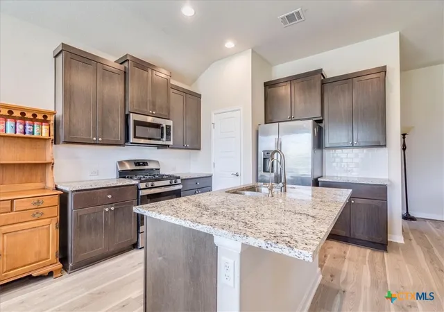 Photo 4 of Single family home for sale at 712 Coyote Crk Way, Kyle, TX 78640 | MLS# 608857 | Listing updated on 2026-09-17