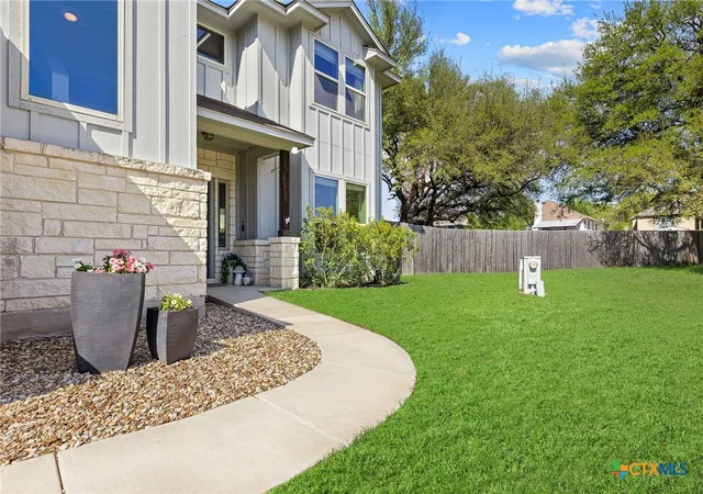 Photo 3 of Single family home for sale at 104 Carmen Cvs, Burnet, TX 78611 | MLS# 608892 | Listing updated on 2026-08-17
