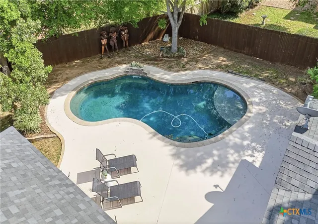 Photo 2 of Single family home for sale at 440 Oak Tr, New Braunfels, TX 78132 | MLS# 608801 | Listing updated on 2026-10-06