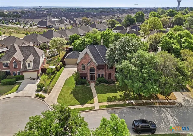 Photo 3 of Single family home for sale at 440 Oak Tr, New Braunfels, TX 78132 | MLS# 608801 | Listing updated on 2026-10-06