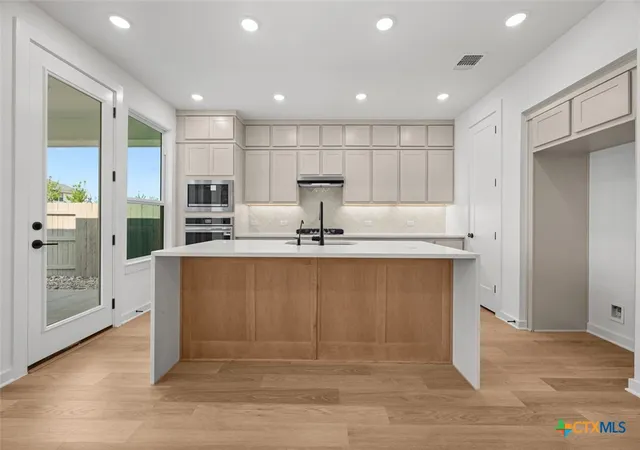 Photo 3 of Single family home for sale at 9505 Golden Lion Dr, Austin, TX 78744 | MLS# 609216 | Listing updated on 2026-09-16