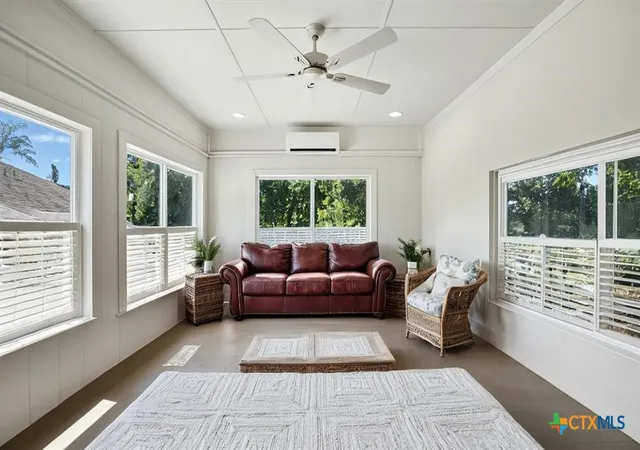 Photo 2 of Single family home for sale at 4005 Midway Dr, Temple, TX 76502 | MLS# 609248 | Listing updated on 2026-09-03