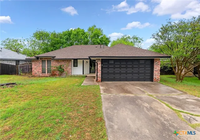 Photo 1 of Single family home for sale at 3305 Forest Hl Dr, Killeen, TX 76542 | MLS# 609492 | Listing updated on 2026-09-14