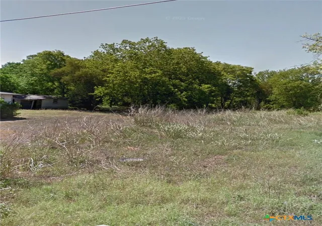 Photo 3 of Land for sale at 737 Newton Ave, Seguin, TX 78155 | MLS# 609588 | Listing updated on 2026-09-25