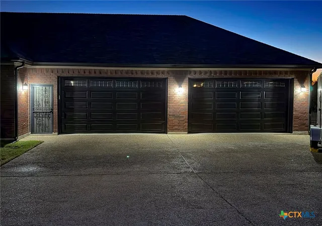 Photo 3 of Single family home for sale at 5207 Driftwood Ct, Killeen, TX 76542 | MLS# 608932 | Listing updated on 2026-09-14
