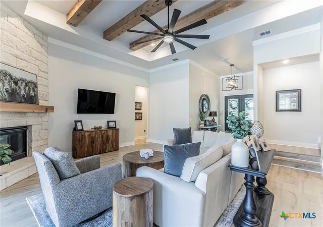 Photo 4 of Single family home for sale at 111 Lago Viento Ln, Belton, TX 76513 | MLS# 609729 | Listing updated on 2026-09-08