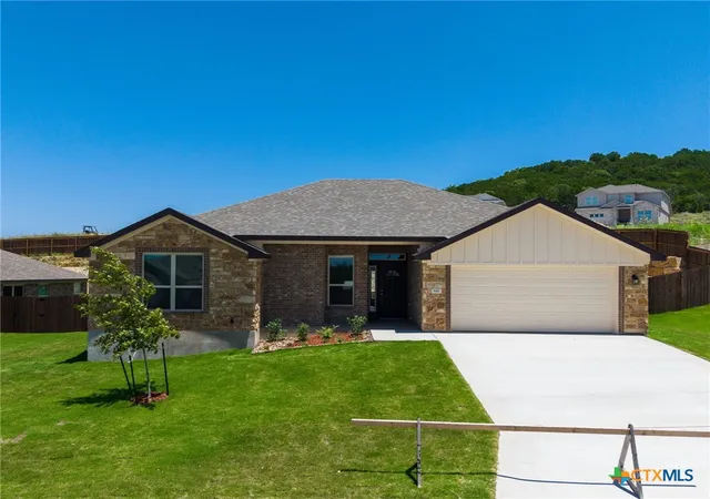 Photo 2 of Single family home for sale at 610 Bobby Lou Ln, Copperas Cove, TX 76522 | MLS# 609985 | Listing updated on 2026-08-05