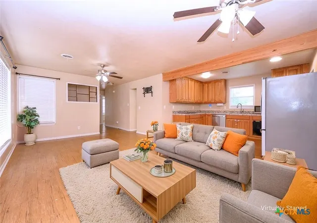 Photo 3 of Single family home for sale at 104 W Beeline Ln, Harker Heights, TX 76548 | MLS# 609773 | Listing updated on 2026-08-19