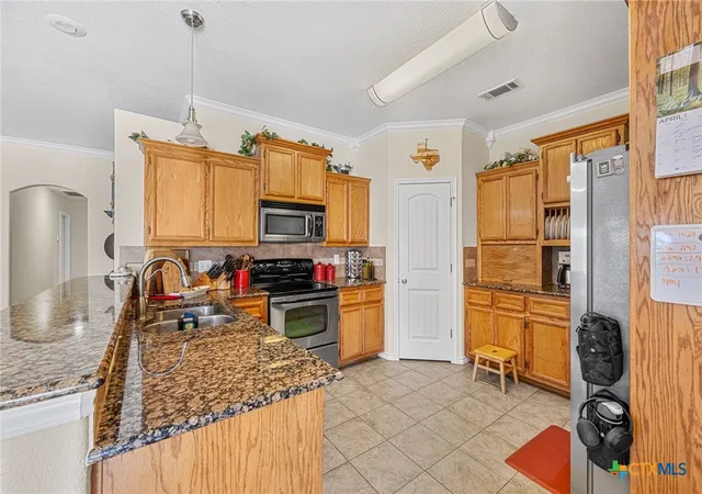 Photo 4 of Single family home for sale at 6305 Sulfur Spring Dr, Killeen, TX 76542 | MLS# 610278 | Listing updated on 2026-09-18