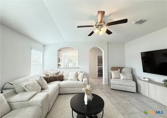 Photo 3 of Single family home for sale at 1910 Bee Crk Loop, Copperas Cove, TX 76522 | MLS# 609920 | Listing updated on 2026-09-09