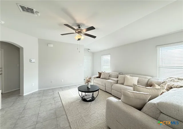 Photo 4 of Single family home for sale at 1910 Bee Crk Loop, Copperas Cove, TX 76522 | MLS# 609920 | Listing updated on 2026-09-09