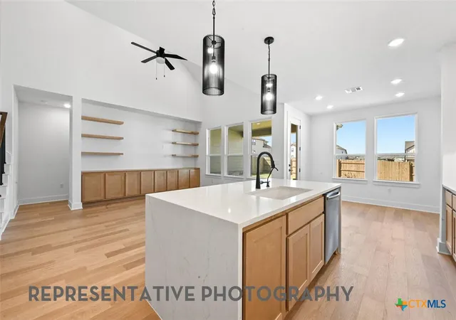 Photo 4 of Sale Pending at 8905 Turaco Trl, Austin, TX 78744 | MLS# 610379 | Listing updated on 2026-09-14