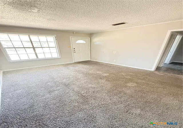 Photo 2 of Single family home for sale at 1008 Stephen St, Killeen, TX 76542 | MLS# 609804 | Listing updated on 2026-09-02