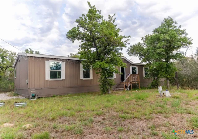 Photo 2 of Manufactured home for sale at 293 Turkey Tree Trl, Seguin, TX 78155 | MLS# 610508 | Listing updated on 2026-08-11
