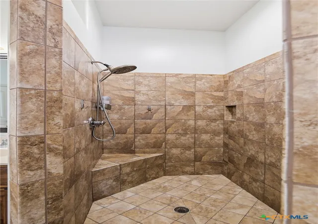 Photo 4 of Single family home for sale at 115 Sandstone Ct, Victoria, TX 77904 | MLS# 610521 | Listing updated on 2026-09-01