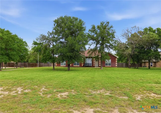 Photo 2 of Sale Pending at 1398 County Rd 3152, Kempner, TX 76539 | MLS# 610568 | Listing updated on 2026-09-12
