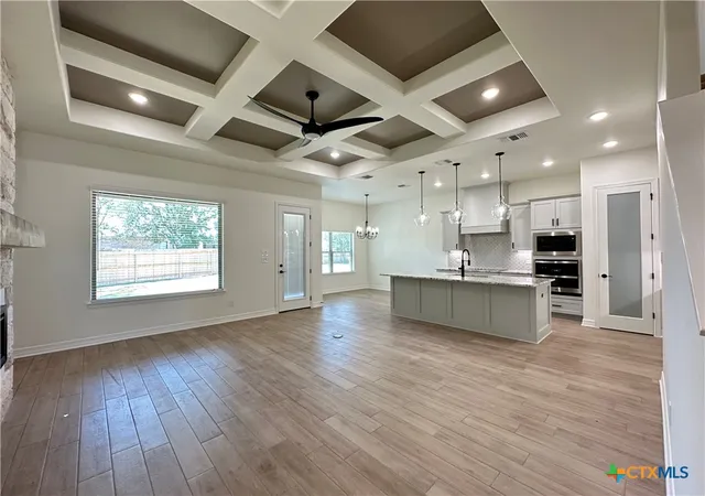 Photo 2 of Single family home for sale at 813 Golden Eagle Cvs, Salado, TX 76571 | MLS# 610363 | Listing updated on 2026-08-28