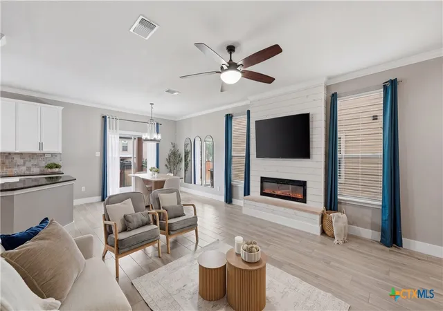 Photo 3 of Single family home for sale at 3933 Legend Pond Dr, New Braunfels, TX 78130 | MLS# 610993 | Listing updated on 2026-10-02