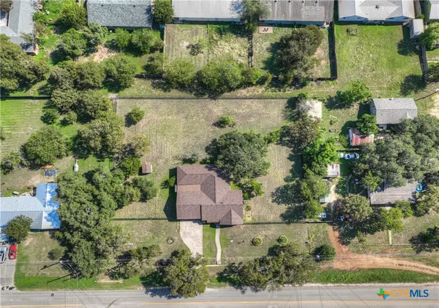 Photo 27 of Single family home for sale at 800 N Bishop St, San Marcos, TX 78666 | MLS# 607877 | Listing updated on 2026-09-09