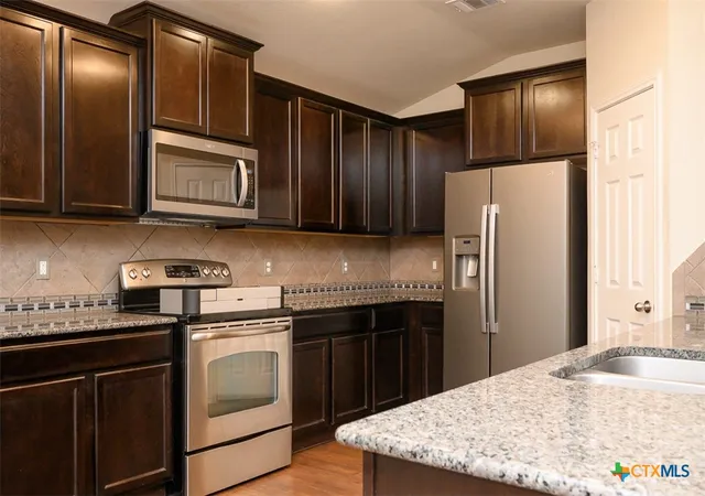 Photo 3 of Single family home for sale at 3108 Cricklewood Dr, Killeen, TX 76542 | MLS# 610948 | Listing updated on 2026-10-07