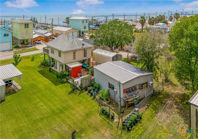 Photo 3 of Single family home for sale at 205 E Bay Ave, Seadrift, TX 77983 | MLS# 611059 | Listing updated on 2026-08-04
