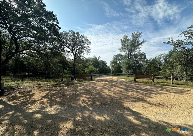 Photo 3 of Land for sale at 650 Coastal Ln, Luling, TX 78648 | MLS# 611866 | Listing updated on 2026-09-08