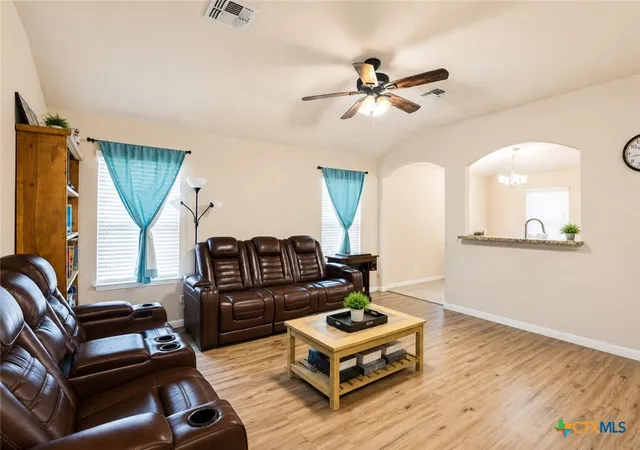 Photo 4 of Single family home for sale at 138 Talon Dr, Luling, TX 78648 | MLS# 611463 | Listing updated on 2026-08-28