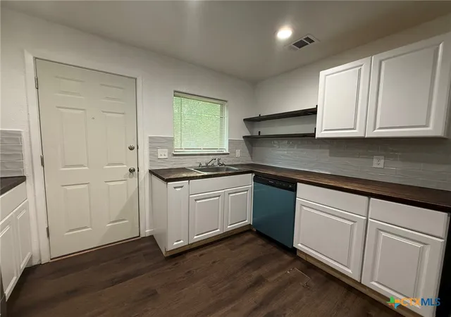 Photo 3 of House for sale at 908 Wells St, Killeen, TX 76541 | MLS# 611966 | Listing updated on 2026-09-04