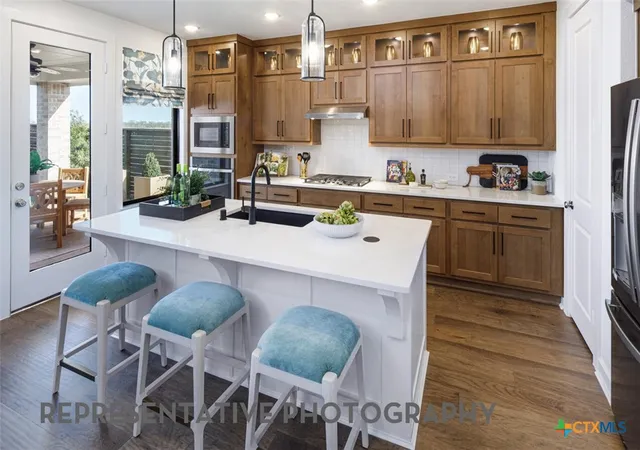Photo 1 of Single family home for sale at 9309 Breeze Hl Dr, Austin, TX 78744 | MLS# 611999 | Listing updated on 2026-09-01