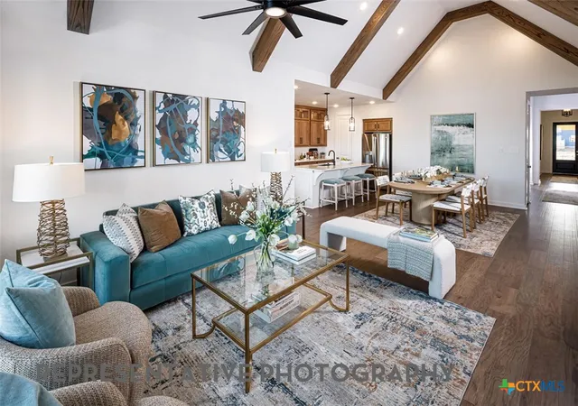 Photo 3 of Single family home for sale at 9309 Breeze Hl Dr, Austin, TX 78744 | MLS# 611999 | Listing updated on 2026-09-01