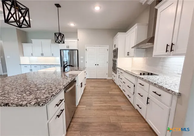 Photo 2 of Single family home for sale at 6112 Wye Oak Dr, Salado, TX 76571 | MLS# 612124 | Listing updated on 2026-10-07