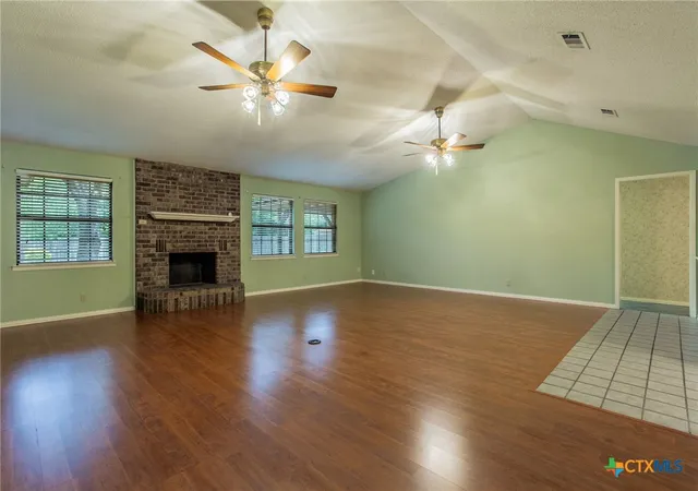Photo 2 of Single family home for sale at 3502 Elm Dr, Temple, TX 76502 | MLS# 612211 | Listing updated on 2026-09-15